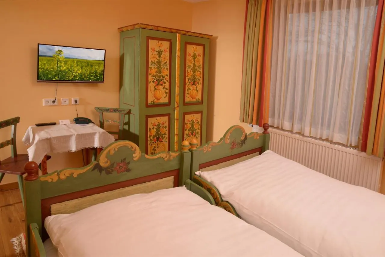 *** Guest house Landgasthof Haueis Marktleugast Germany