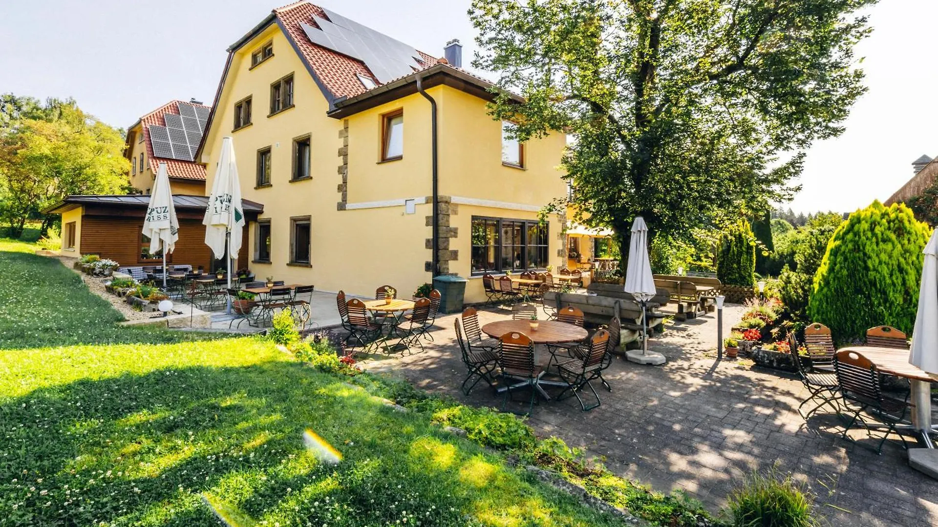 Landgasthof Haueis Marktleugast 3*,  Germany